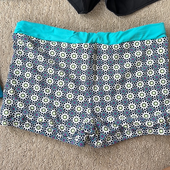 Garnet Hill kids swim bottoms size 12 - Picture 4 of 4